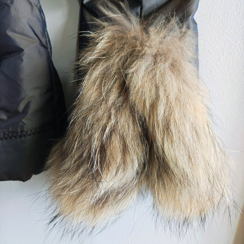 Vintage Fur Trimmed Belted Jacket - Picture 8 of 14